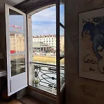 Centre Grand Sur Les Quais 巴约讷