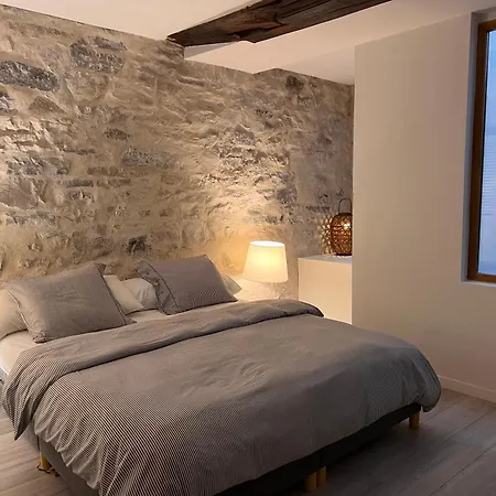 Centre Grand Sur Les Quais 아파트