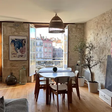 Apartment Centre Grand Sur Les Quais