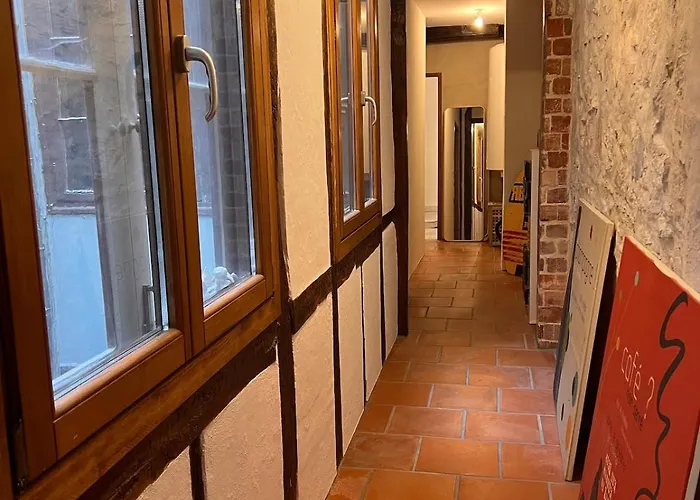 Centre Grand Sur Les Quais * 바욘