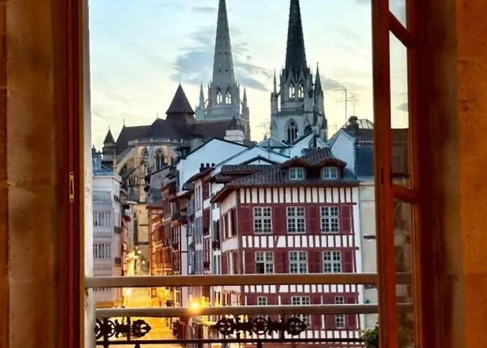 Centre Grand Sur Les Quais 아파트